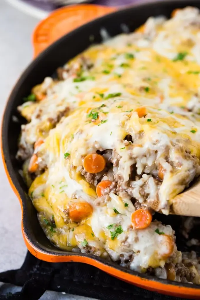 Instant Pot Cheesy Ground Beef and Rice Casserole