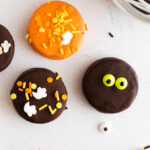 Halloween Chocolate Covered Oreos