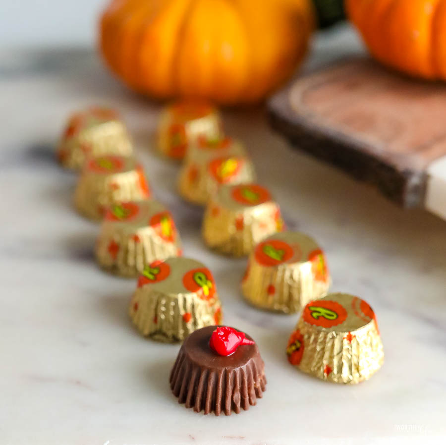 reese's broomsticks for Halloween