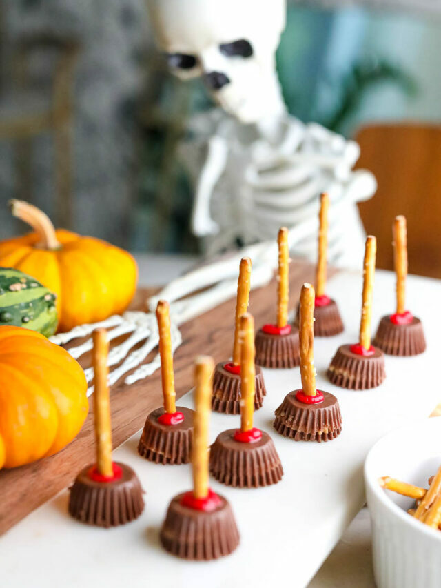 Halloween Witch’s Broomstick Treat Idea