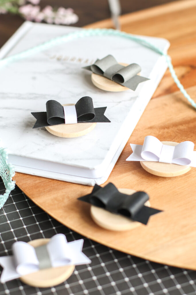 paper bow magnets