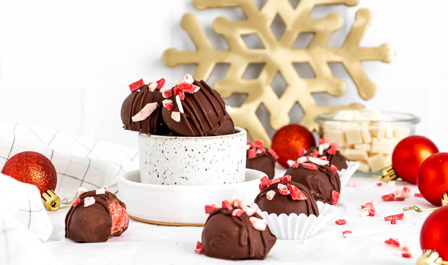 3 ingredient peppermint bark truffles