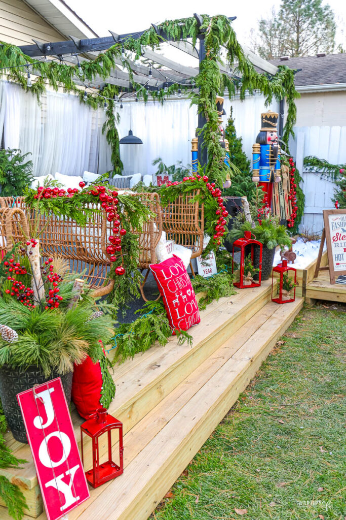 outdoor Christmas boho vibe