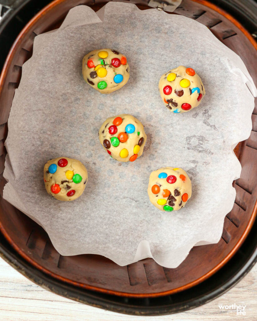 Directions on how to make air fryer cookies