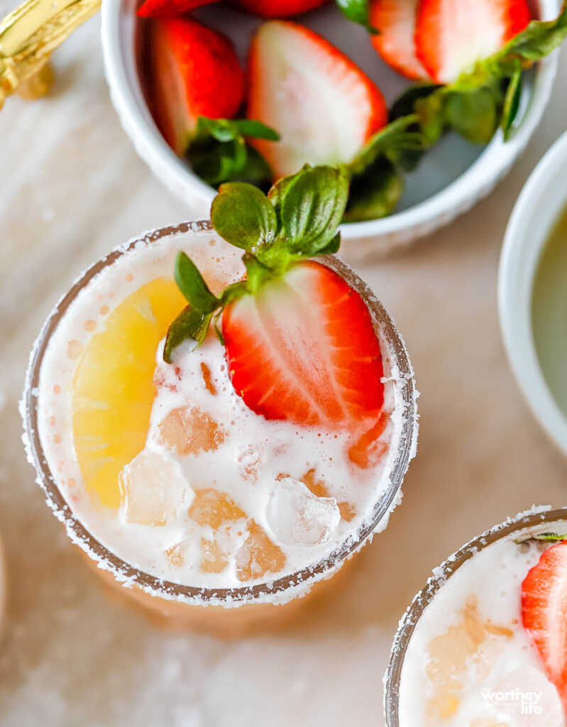 shrub cocktail with fresh strawberries