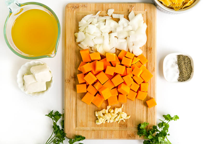ingredients needed to make a fall butternut squash soup