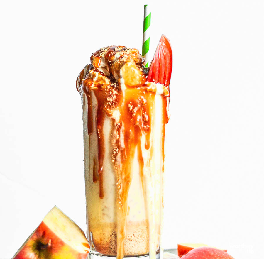 apple milkshake in glass jar