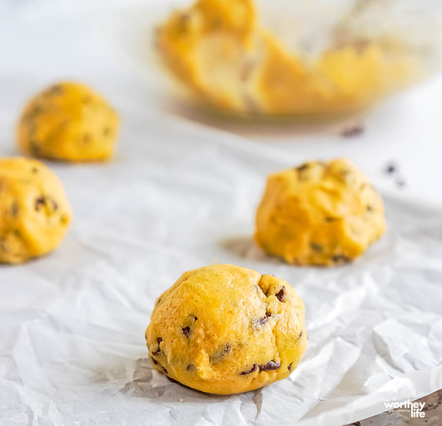 how to make pumpkin chocolate chip cookies