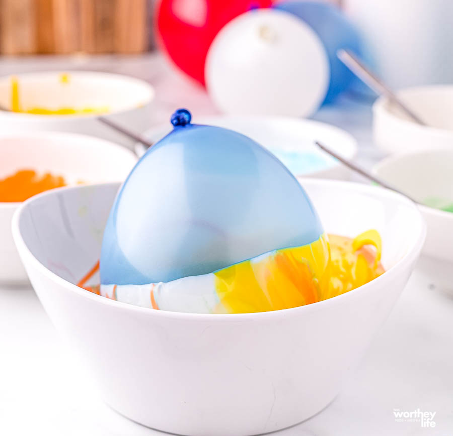  make tie-dye bowls