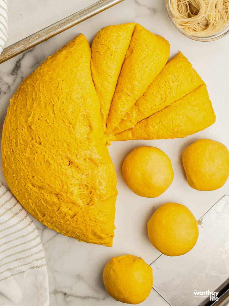 How to make Pumpkin Bread Rolls