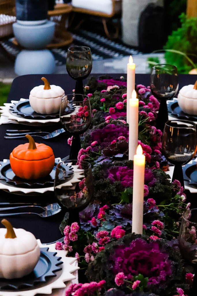 thanksgiving purple + black table setting
