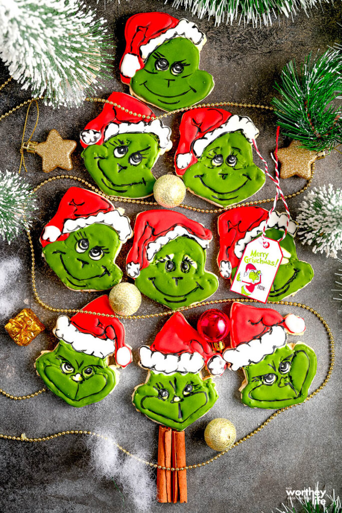 grinch sugar cookies