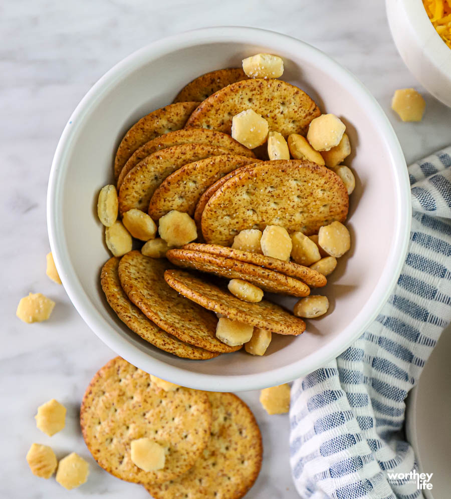 a bowl of crackers 