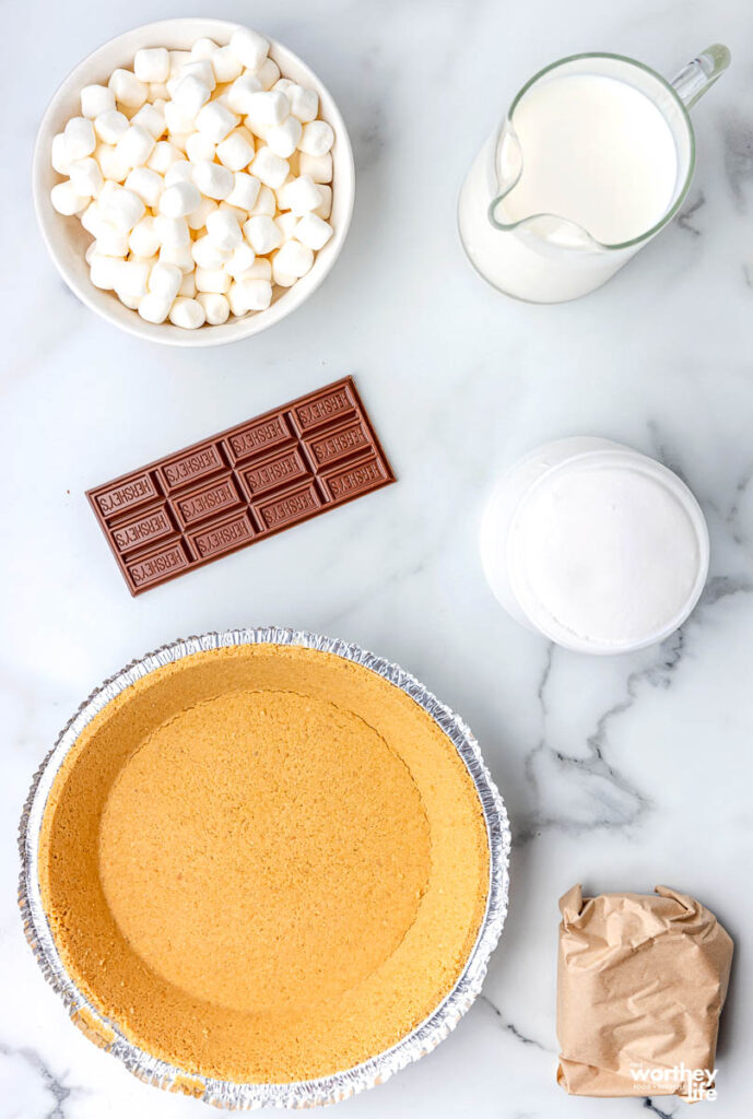 Ingredients needed to make a S'mores Pie