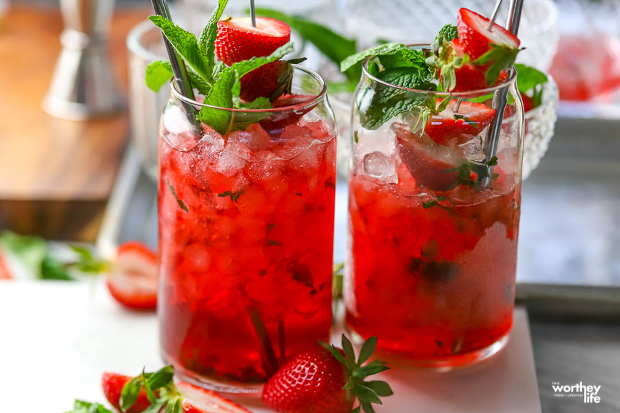 How to Make a Strawberry Mint Julep