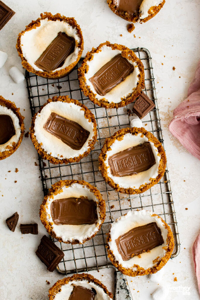 s'mores cookie cups on baking rack