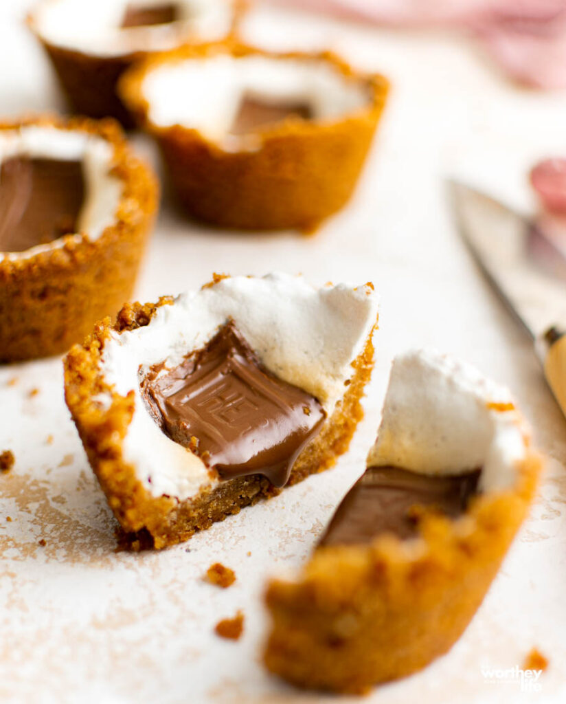 s'mores cookie cup split in two
