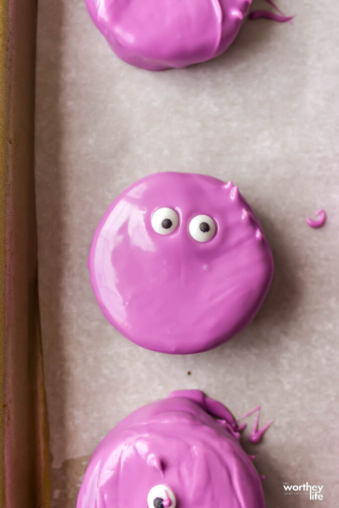 making oreo cookies on parchment paper