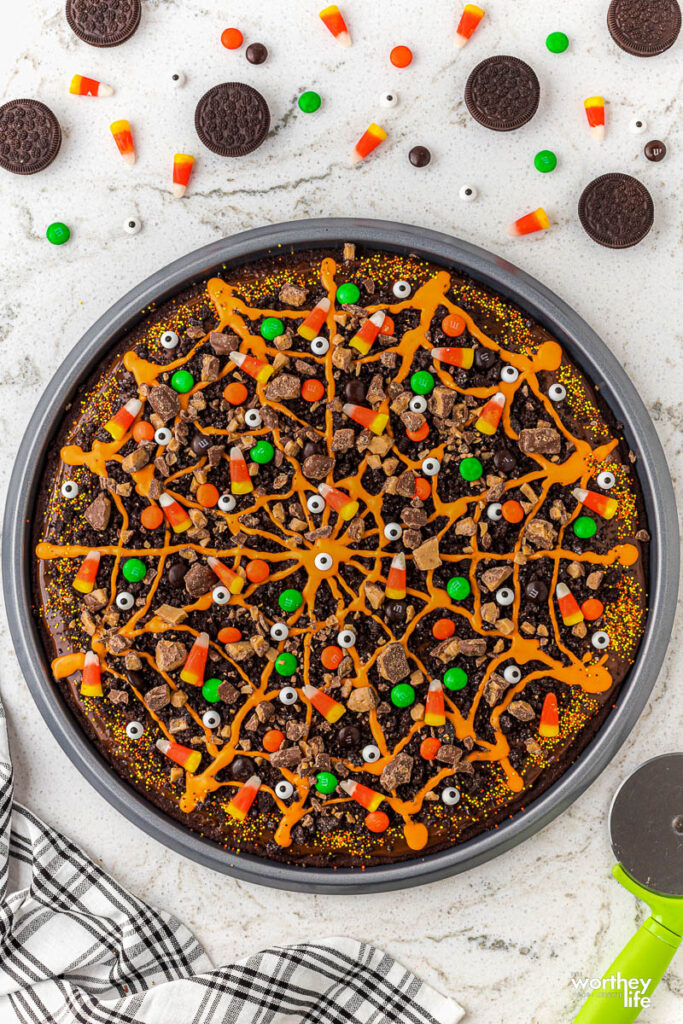 Halloween Dessert Pizza