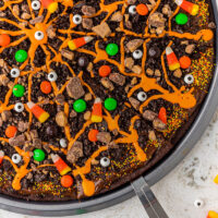 Halloween Dessert Pizza- great for Halloween party