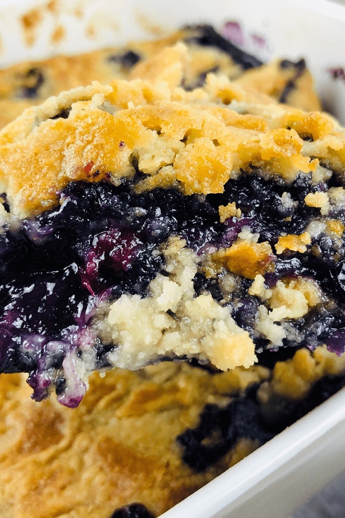 Easy Blueberry Dump Cake Recipe