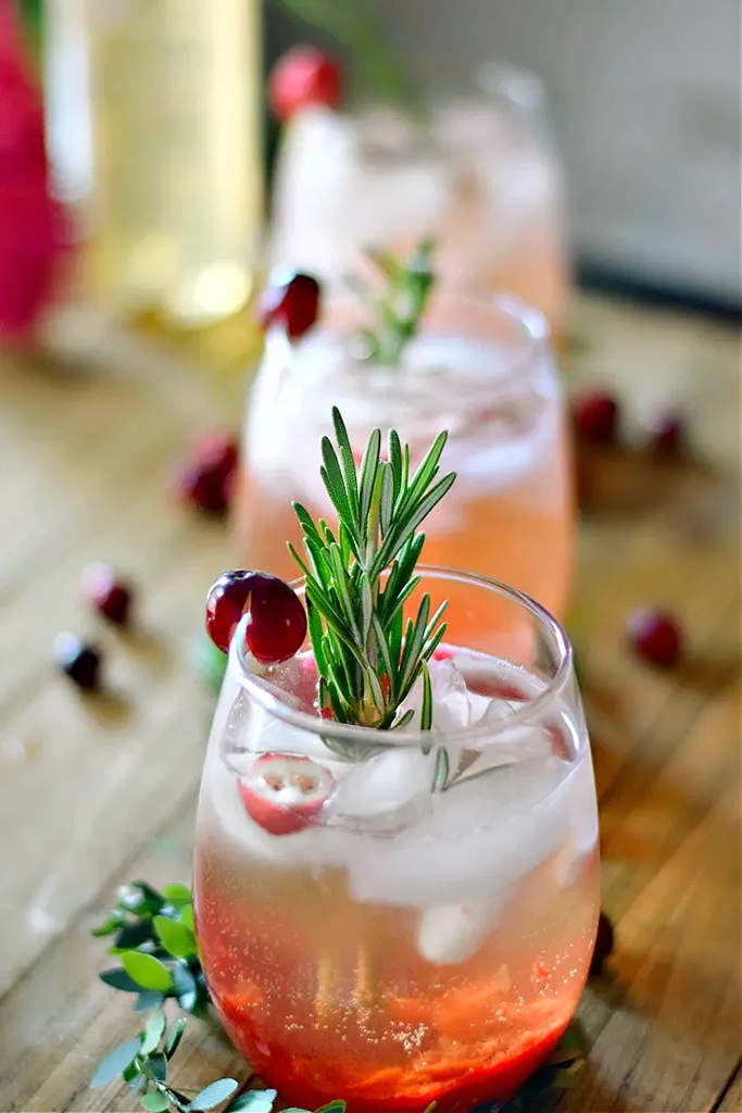 Cranberry Ginger Sunset Fizz