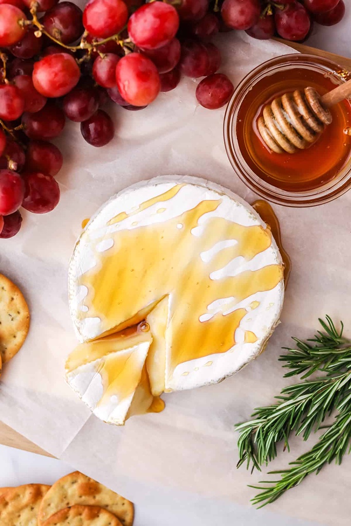 Baked Brie with honey