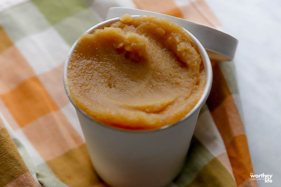  apple pie sorbet in a white pint container