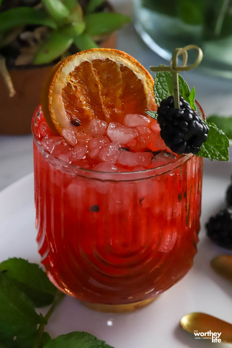 Blackberry Bourbon Smash Cocktail