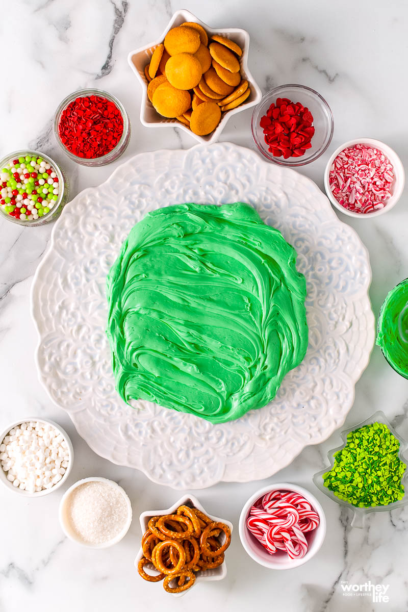 Grinch Frosting Board