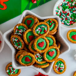 Grinch Pretzel Rings Recipe