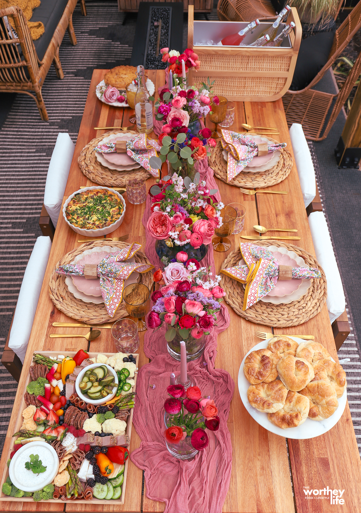 Outdoor Spring Brunch Idea