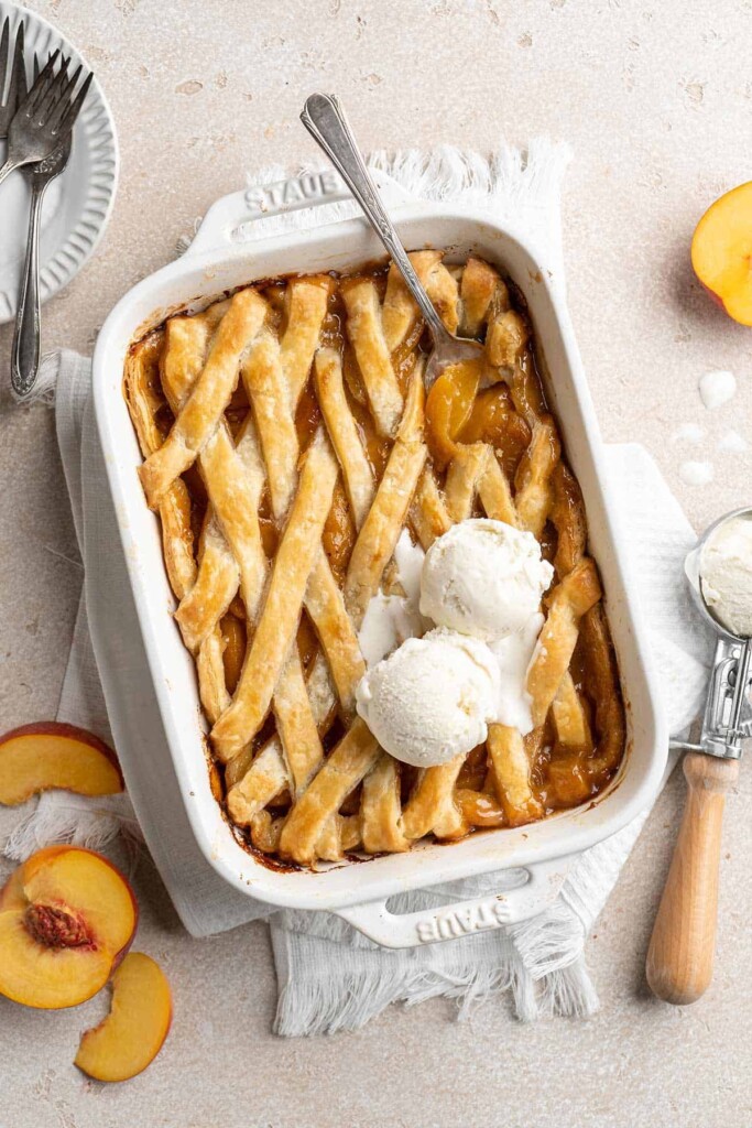 Southern Peach Cobbler 