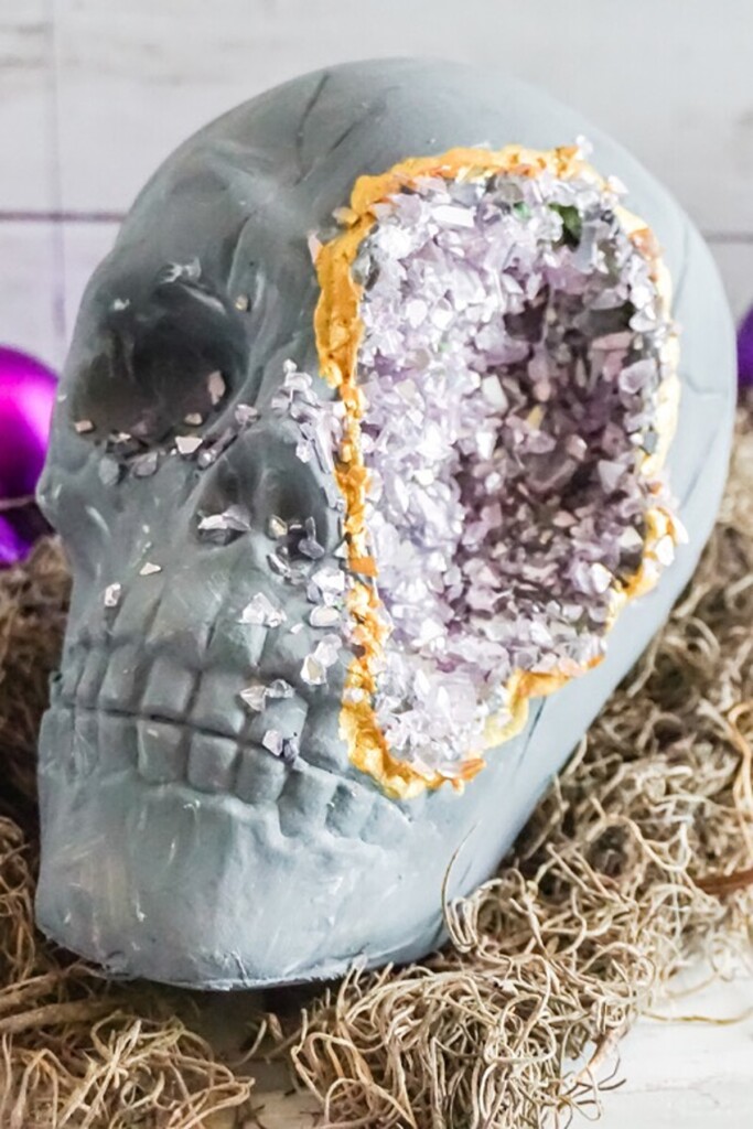 DIY Amethyst Skulls