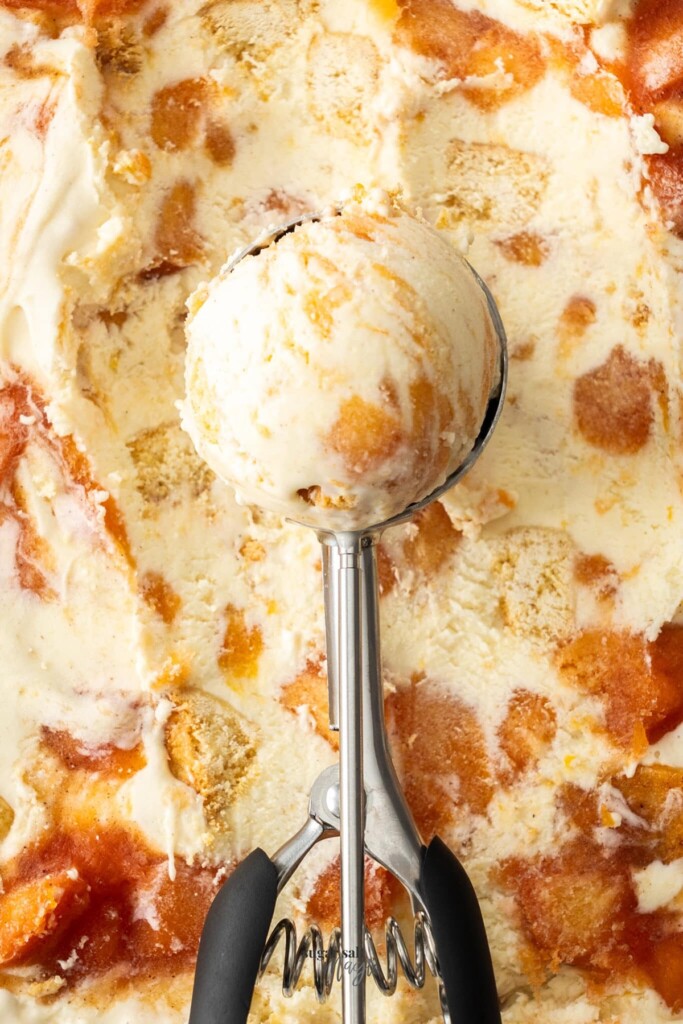 Peach Cobbler Ice Cream