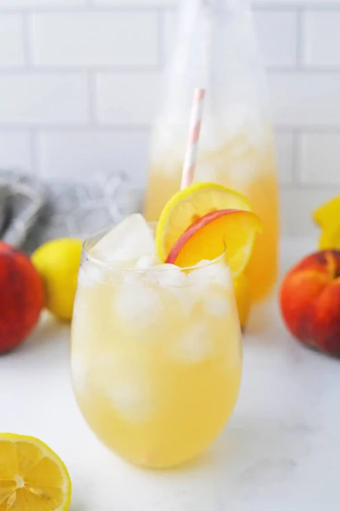 Homemade Peach Lemonade