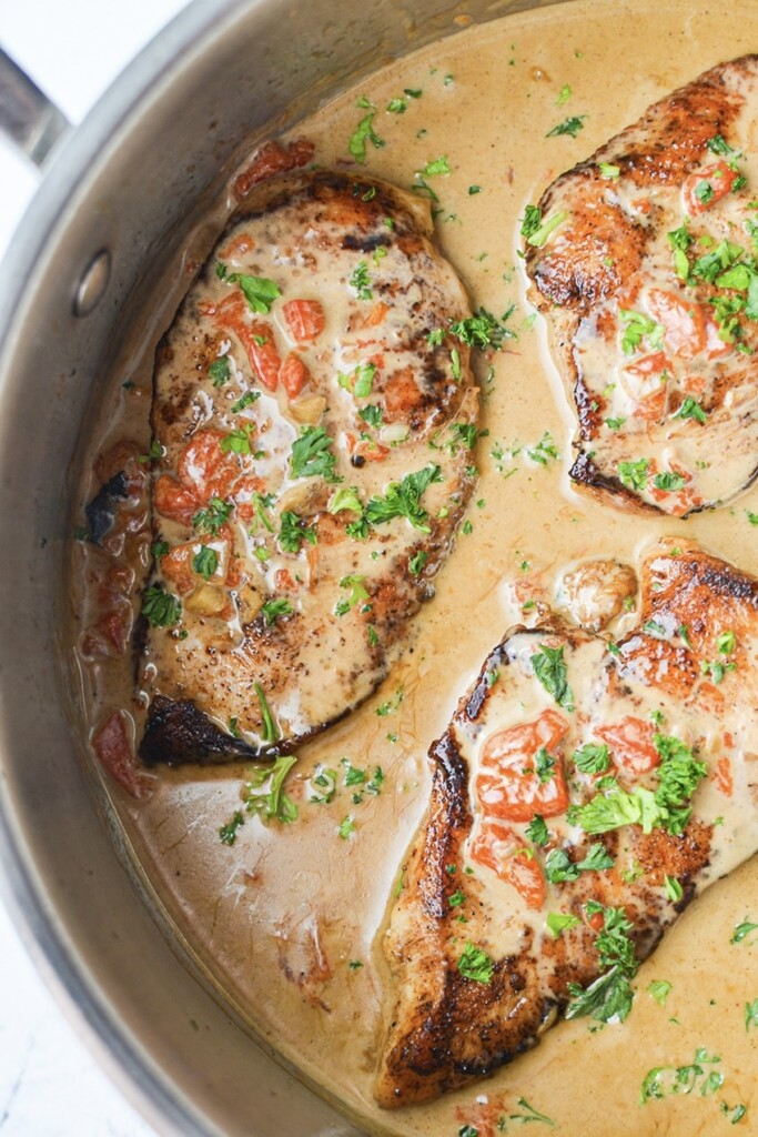 Creamy Roasted Red Pepper Chicken  