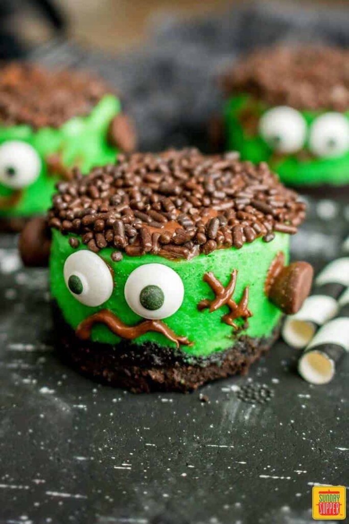 Mini Frankenstein Cheesecakes