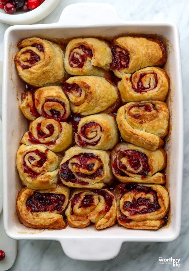 cinnamon rolls in a baking pan